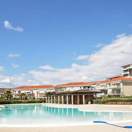 1 Bedroom Gorgeous In Apartamento
