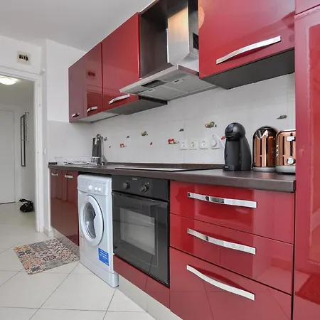 Apartment 1 Bedroom Gorgeous In Antibes