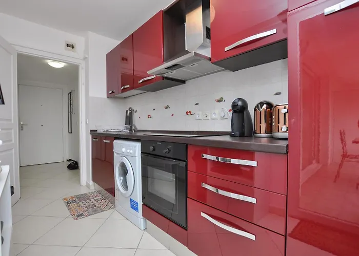 Apartment 1 Bedroom Gorgeous In Antibes