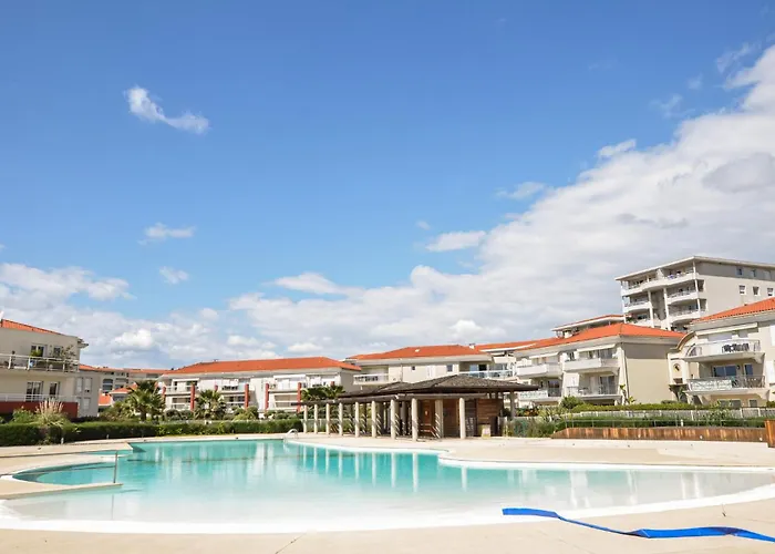 1 Bedroom Gorgeous In Apartment