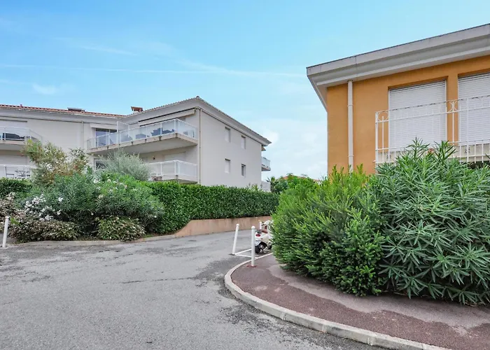 1 Bedroom Gorgeous In Antibes